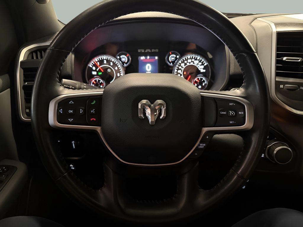 Used 2021 RAM 1500 Big Horn AWD/4WD image 16