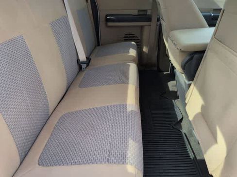 Used 2011 Ford F250 XLT w/ XLT Interior Pkg AWD/4WD image 20