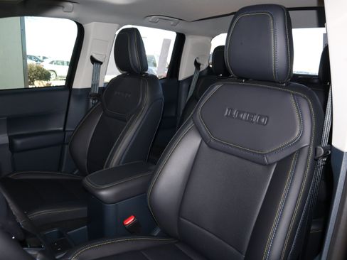 New 2025 Ford Maverick Lobo AWD/4WD image 31