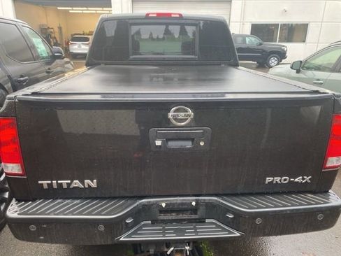 Used 2015 Nissan Titan PRO-4X image 6