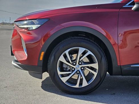 Used 2023 Buick Envision Essence image 10