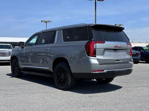 New 2026 GMC Yukon XL Elevation w/ Elevation Premium Package AWD/4WD image 8