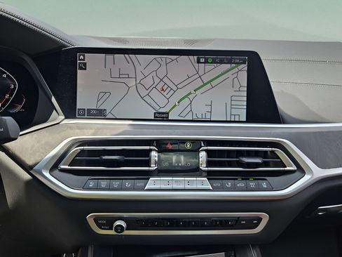 Used 2022 BMW X7 M50i AWD/4WD image 18