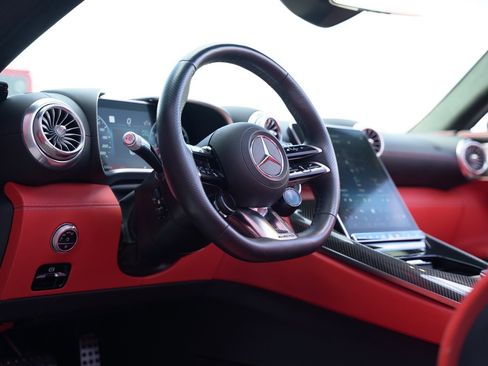 Used 2022 Mercedes-Benz SL 63 AMG 4MATIC image 10