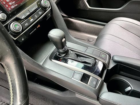 Used 2019 Honda Civic Sport Touring image 15