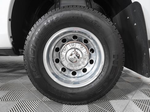 Used 2025 RAM 3500 Laramie w/ Sport Appearance Package image 31