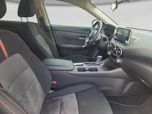 Used 2024 Nissan Sentra SR FWD image 27