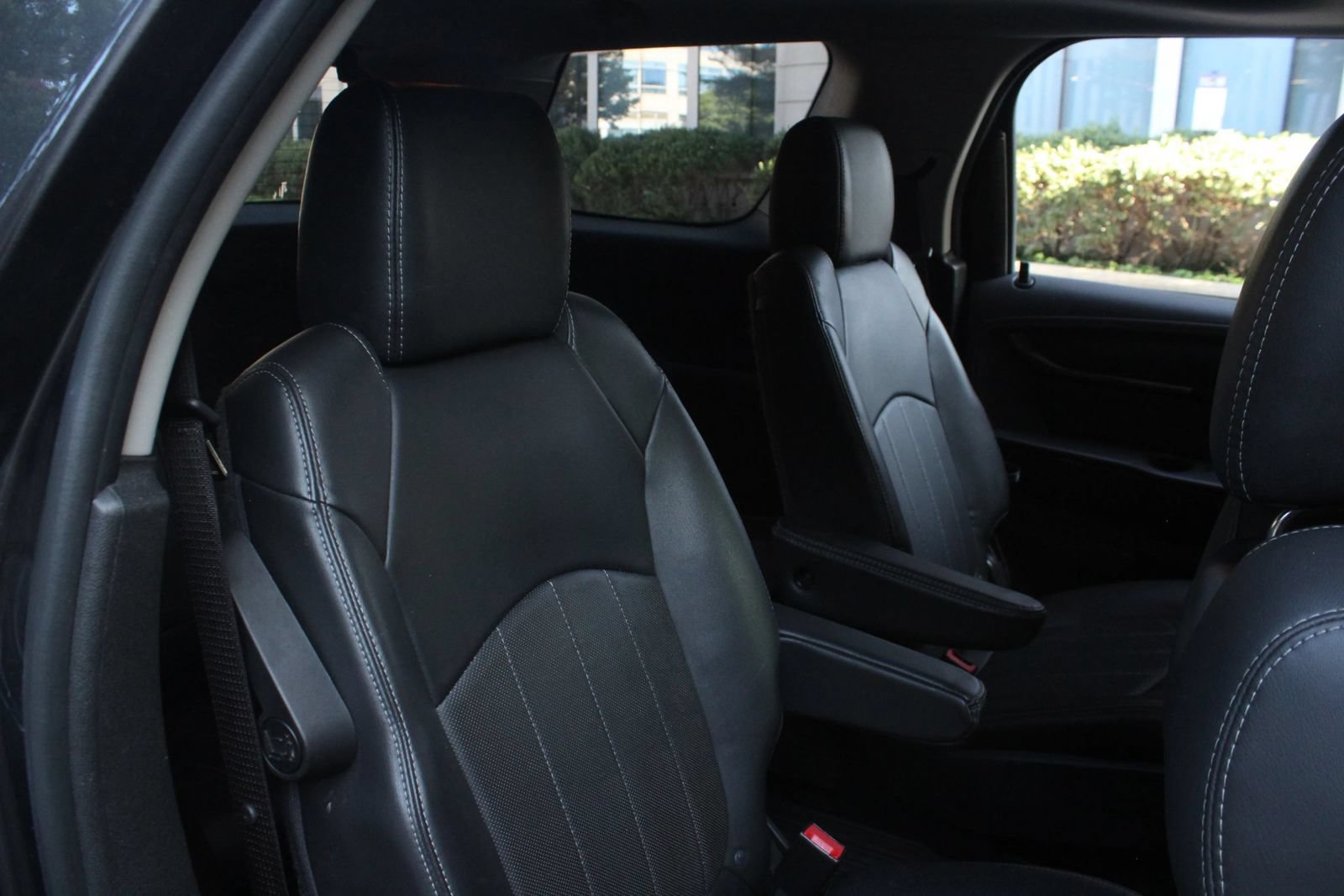 Used 2016 GMC Acadia Denali AWD/4WD image 22