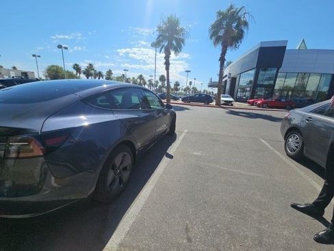 Used 2021 Tesla Model 3 Long Range AWD/4WD image 15