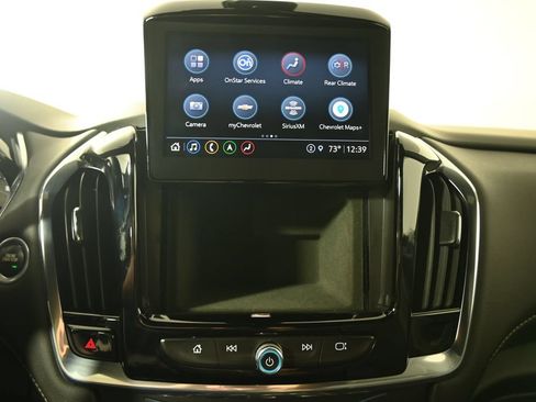 Used 2023 Chevrolet Traverse LT w/ LT Premium Package AWD/4WD image 29