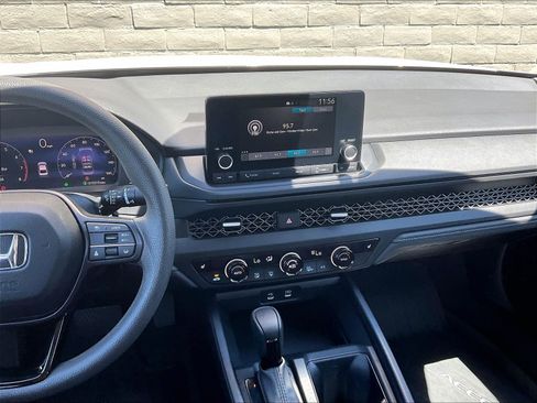 Used 2023 Honda Accord EX image 5