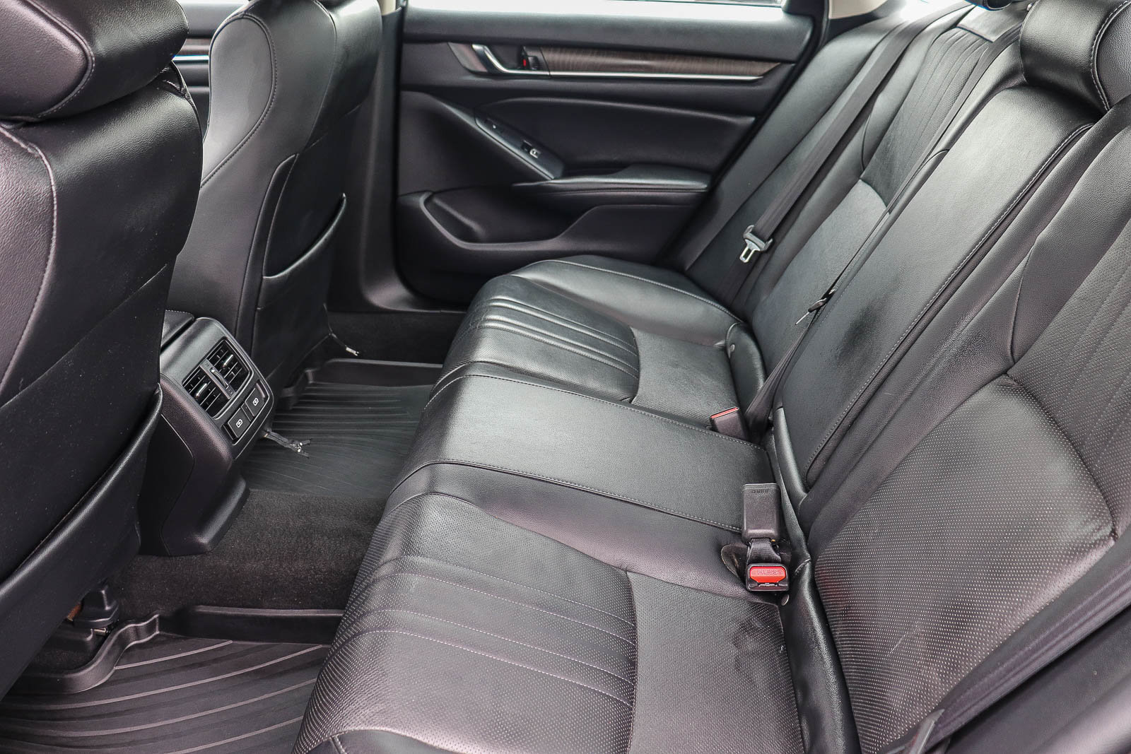 Used 2021 Honda Accord Touring image 21
