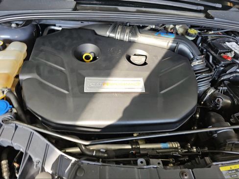 Used 2016 Ford Focus RS image 13