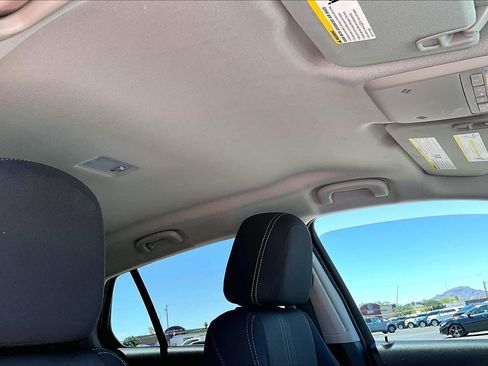 Used 2016 Chevrolet Trax LT AWD/4WD image 16