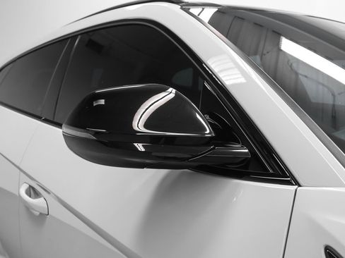 Used 2024 Lamborghini Urus S AWD/4WD image 9