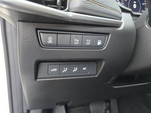 Certified 2024 MAZDA CX-90 Plug-In Hybrid w/ Premium Pkg image 34