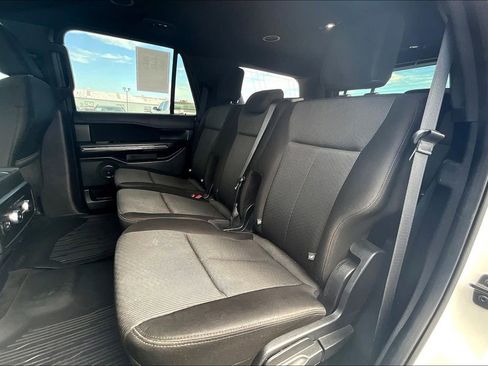 Used 2021 Ford Expedition XLT image 36