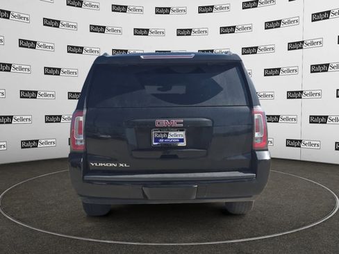 Used 2019 GMC Yukon XL SLT image 5