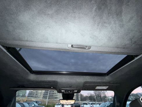 Used 2024 GMC Sierra 1500 AT4X image 24