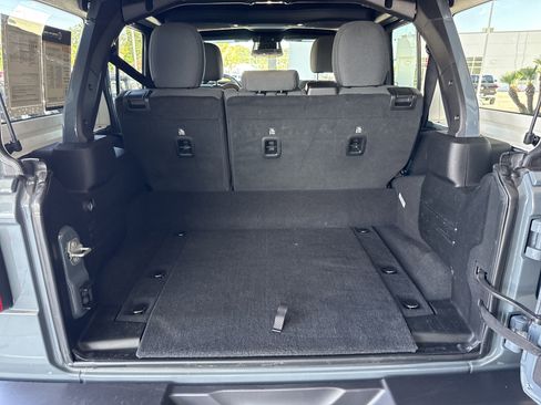Used 2025 Jeep Wrangler Sahara w/ Safety Group image 34