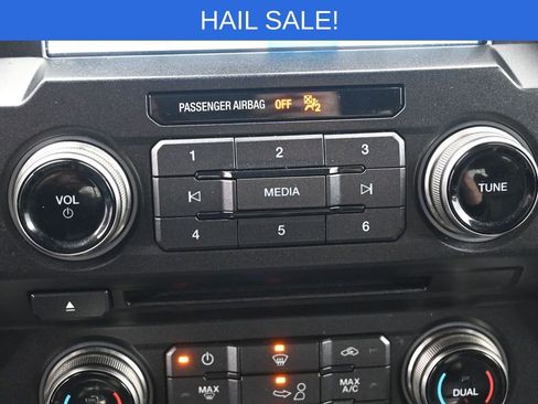 Used 2018 Ford F150 Raptor w/ Equipment Group 802A Luxury image 28