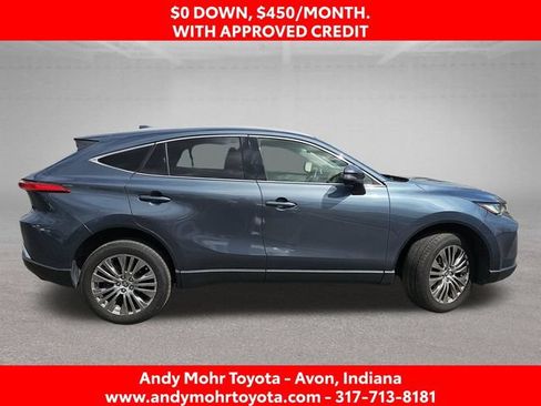 Used 2022 Toyota Venza XLE AWD/4WD image 8