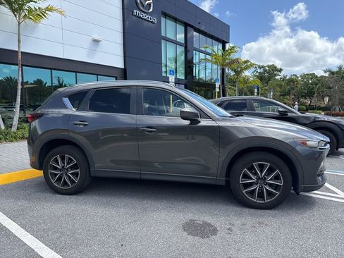 Used 2018 MAZDA CX-5 Touring image 4