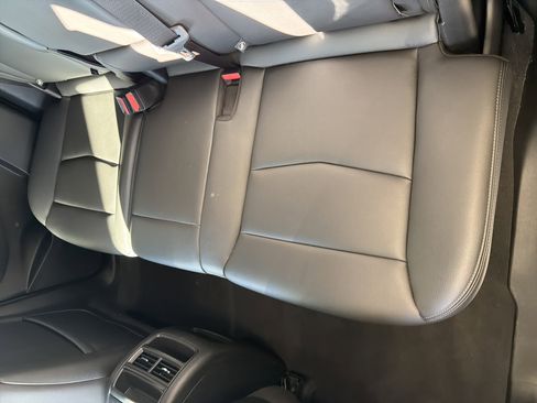 Used 2023 Cadillac XT5 Luxury image 20