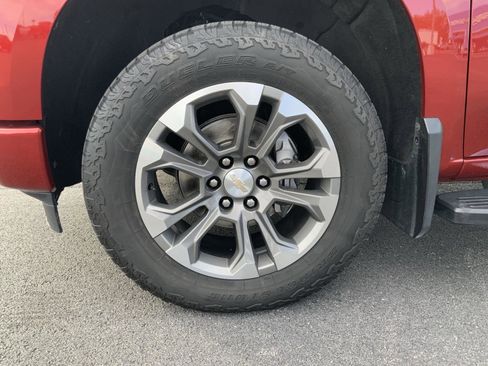 Used 2023 Chevrolet Silverado 1500 High Country image 23