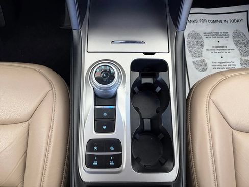 Used 2021 Ford Explorer 2WD image 19