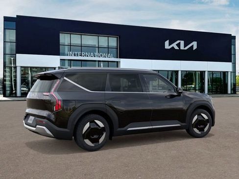 New 2026 Kia EV9 Wind image 6