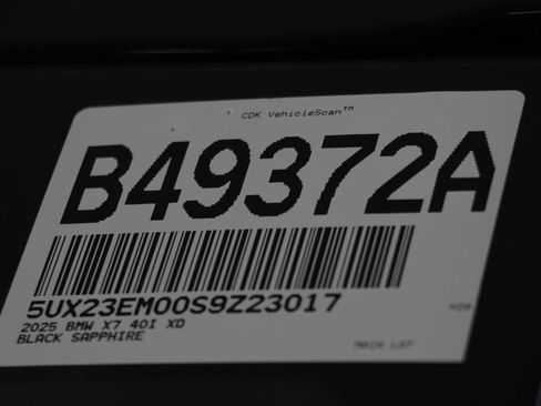 Used 2025 BMW X7 xDrive40i w/ Parking Assistance Package AWD/4WD image 24