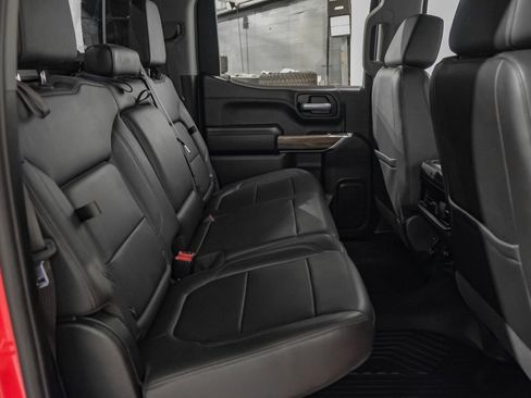 Used 2021 Chevrolet Silverado 1500 LT Trail Boss w/ Convenience Package II image 34