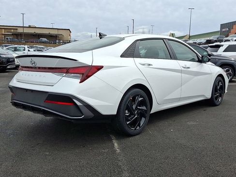 New 2026 Hyundai Elantra Sport FWD image 4