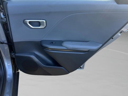 New 2025 Kia K4 LXS image 21