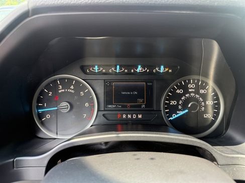 Used 2018 Ford F150 XLT w/ Equipment Group 302A Luxury AWD/4WD image 14