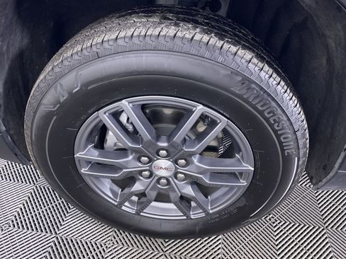 Certified 2025 GMC Acadia Elevation image 15