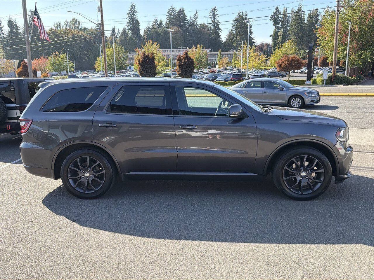 Used 2017 Dodge Durango R/T AWD/4WD image 9