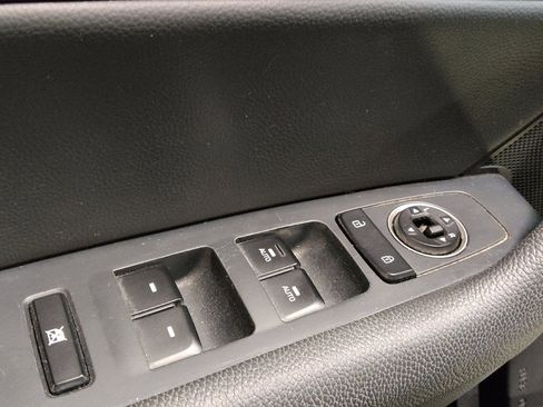 Used 2018 Hyundai Sonata Limited FWD image 27