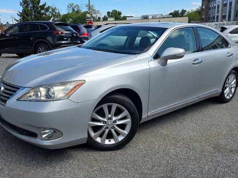 Used 2010 Lexus ES 350 FWD image 3
