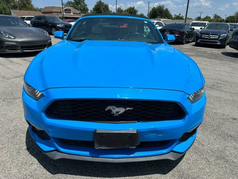 Used 2017 Ford Mustang Premium RWD image 29