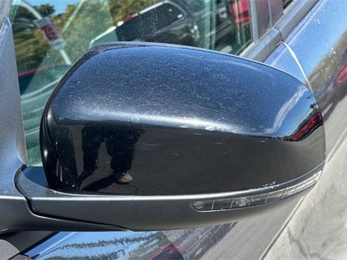 Used 2023 Jeep Cherokee Altitude Lux image 52