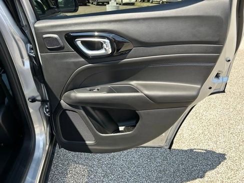 New 2025 Jeep Compass Limited w/ Sun & Sound Group image 27