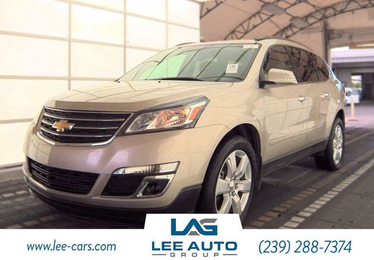 Used 2017 Chevrolet Traverse LT w/ Style and Technology Package FWD image 1