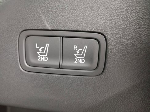 New 2026 Hyundai Santa Fe SE image 18