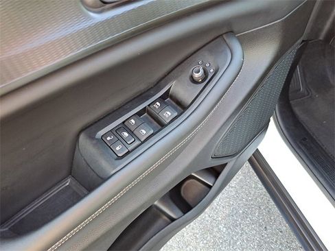 Used 2024 Jeep Grand Cherokee Altitude image 20