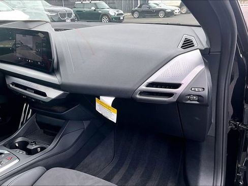 Used 2025 BMW M235i xDrive w/ Technology Package AWD/4WD image 16