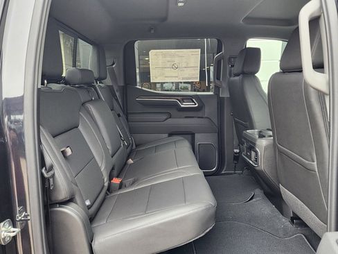 New 2026 GMC Sierra 1500 SLT w/ SLT Premium Plus Package image 43