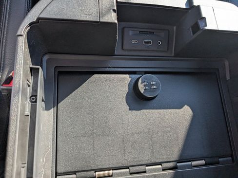 Used 2022 GMC Sierra 2500 Denali w/ Denali Ultimate Package image 27