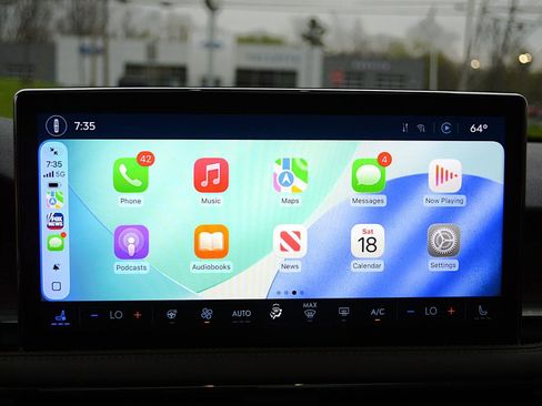 Used 2023 Lincoln Corsair AWD w/ Equipment Group 101A image 25